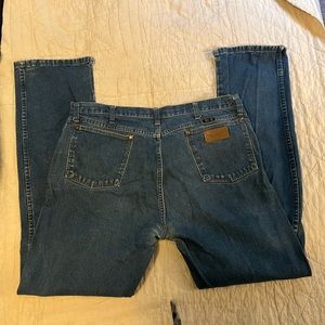 Men’s Retro Wranglers 38x36